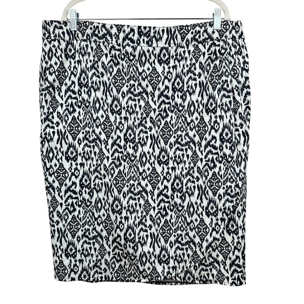 RipSkirt Hawaii Women's Wrap Skirt Length 3 Ikat Black Cream XXL Beach Vacation